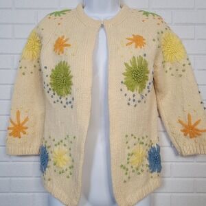 Vintage 1960s Floral Crewel Wool Cardigan Sweater Bright Pastels Sz S Mod Twee